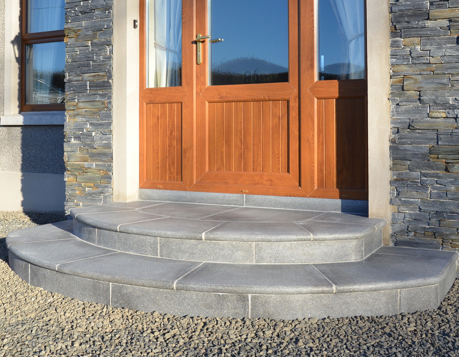 Alshar Charcoal Eyebrow Step Cullybackey Gibson Paving
